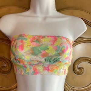 Victoria’s Secret Pink lace fluorescent bandeau